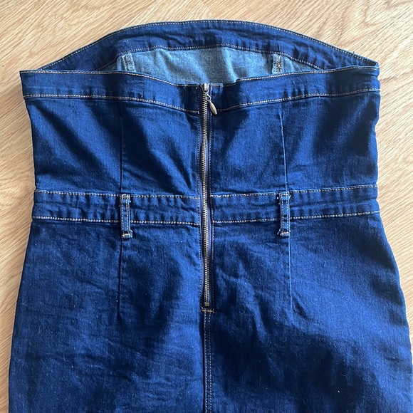 Strapless dress - Picture 3 of 3